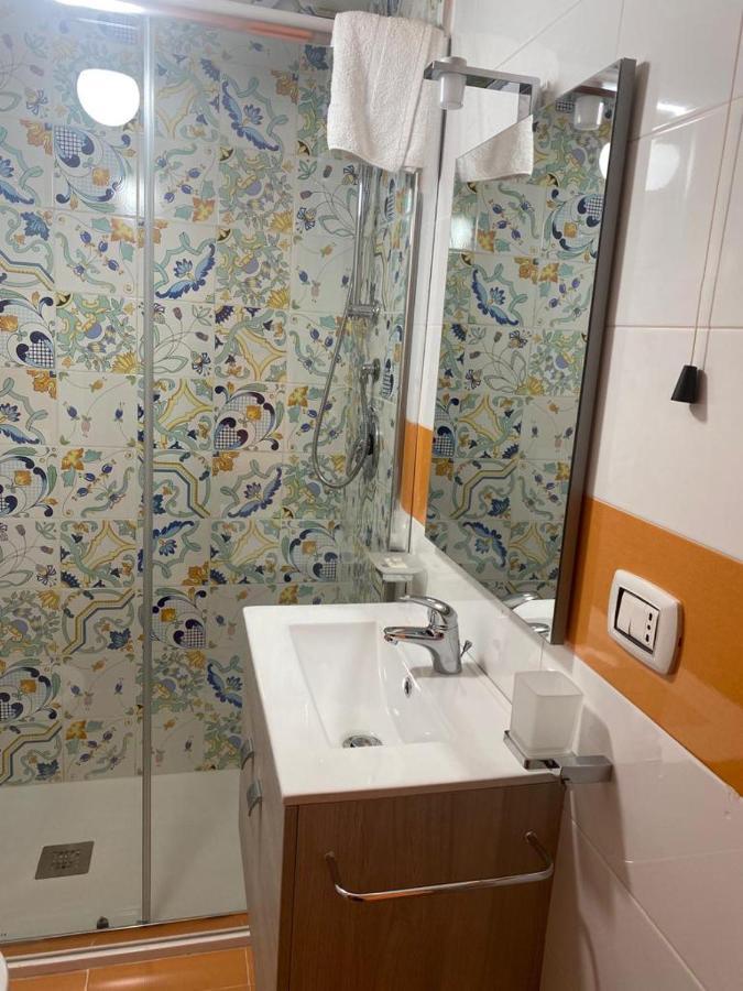 B&B Flower'S House Νάπολη Εξωτερικό φωτογραφία