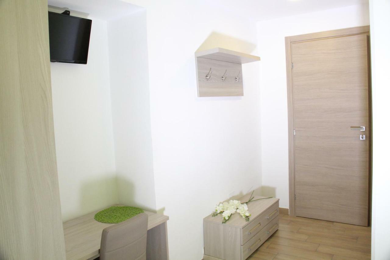B&B Flower'S House Νάπολη Εξωτερικό φωτογραφία